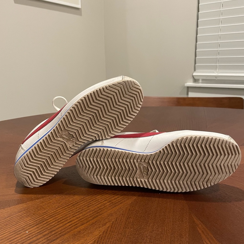 Nike Women's Sneakers White Red Blue - Picture 5 of 6